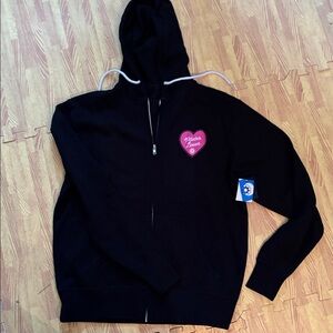 Club Pilates PILATES LOVER HEART Logo  Zip Up Sweatshirt NWT SMALL